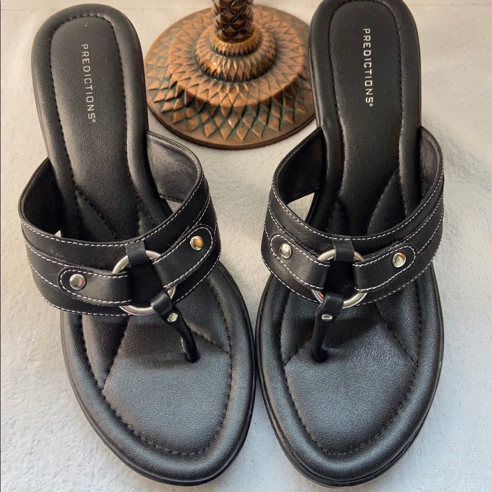 Predictions “Marci” Thong style sandal.